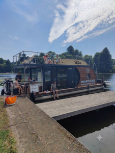 Hausboot ,,Mia"